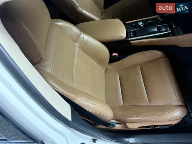 Білий Лексус ГС, об'ємом двигуна 3.5 л та пробігом 140 тис. км за 21900 $, фото 81 на Automoto.ua