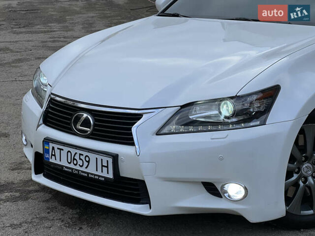 Белый Лексус ГС, объемом двигателя 2.5 л и пробегом 233 тыс. км за 16500 $, фото 18 на Automoto.ua