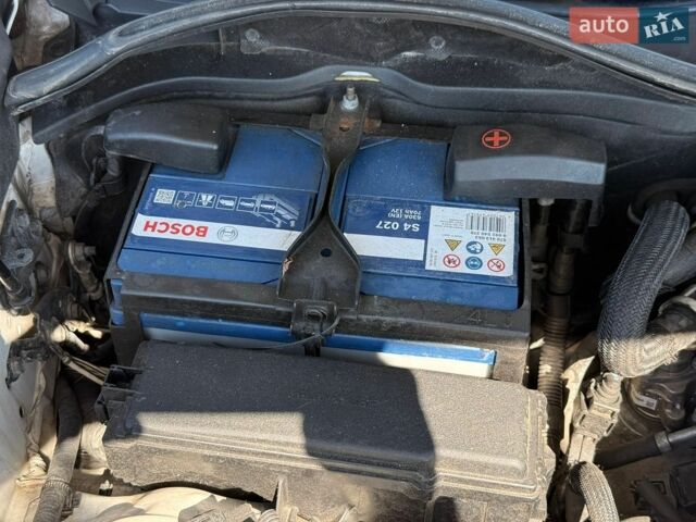 Білий Лексус ГС, об'ємом двигуна 3.46 л та пробігом 148 тис. км за 17500 $, фото 16 на Automoto.ua