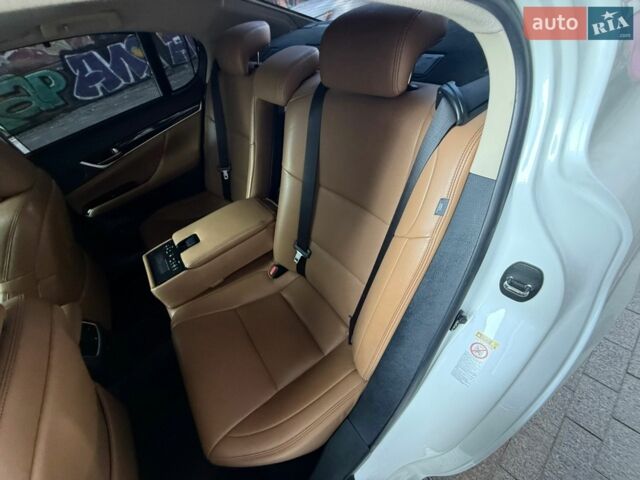 Белый Лексус ГС, объемом двигателя 3.5 л и пробегом 140 тыс. км за 21900 $, фото 105 на Automoto.ua