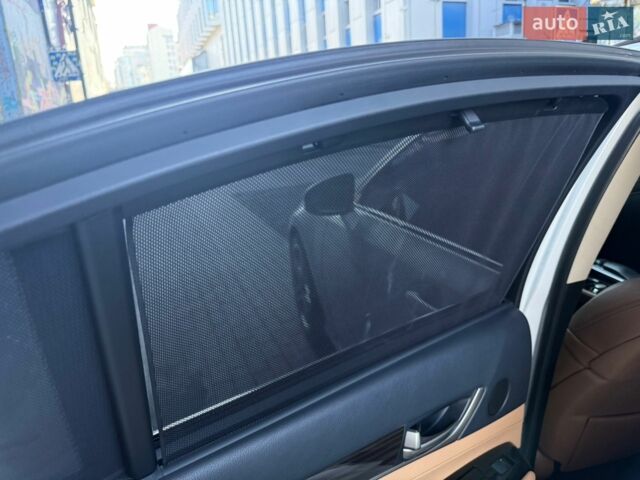 Белый Лексус ГС, объемом двигателя 3.5 л и пробегом 140 тыс. км за 21900 $, фото 102 на Automoto.ua