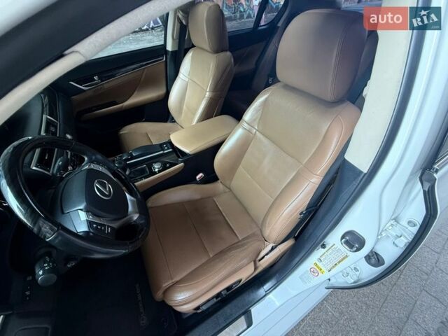 Белый Лексус ГС, объемом двигателя 3.5 л и пробегом 140 тыс. км за 21900 $, фото 54 на Automoto.ua