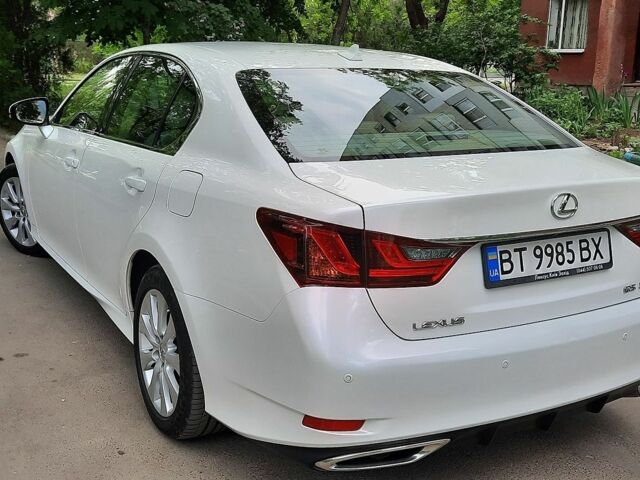 Белый Лексус ГС, объемом двигателя 2.5 л и пробегом 215 тыс. км за 16500 $, фото 2 на Automoto.ua