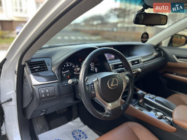 Белый Лексус ГС, объемом двигателя 2.5 л и пробегом 233 тыс. км за 16500 $, фото 29 на Automoto.ua