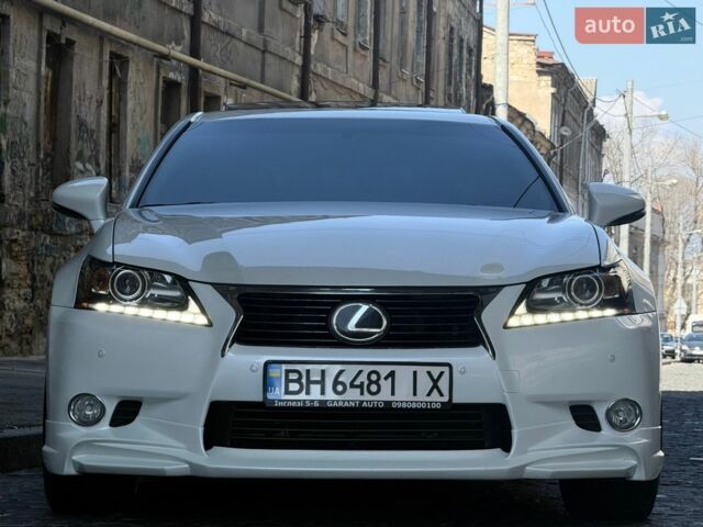 Белый Лексус ГС, объемом двигателя 3.5 л и пробегом 140 тыс. км за 21900 $, фото 1 на Automoto.ua