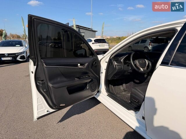 Білий Лексус ГС, об'ємом двигуна 2.5 л та пробігом 234 тис. км за 15000 $, фото 38 на Automoto.ua