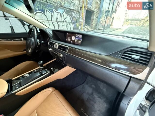 Белый Лексус ГС, объемом двигателя 3.5 л и пробегом 140 тыс. км за 21900 $, фото 80 на Automoto.ua