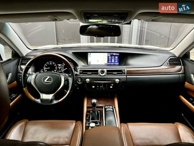 Лексус ГС 2012 у Києві на Automoto.ua Білий Лексус ГС, об'ємом двигуна 3.46 л та пробігом 155 тис. км за 21500 $, фото 30 на Automoto.ua