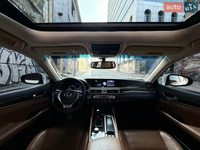 Белый Лексус ГС, объемом двигателя 3.5 л и пробегом 140 тыс. км за 21900 $, фото 108 на Automoto.ua