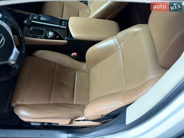 Белый Лексус ГС, объемом двигателя 3.5 л и пробегом 140 тыс. км за 21900 $, фото 55 на Automoto.ua