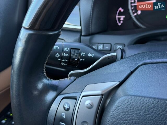 Білий Лексус ГС, об'ємом двигуна 3.46 л та пробігом 148 тис. км за 17500 $, фото 28 на Automoto.ua