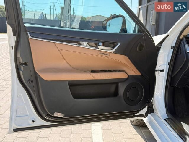 Білий Лексус ГС, об'ємом двигуна 3.46 л та пробігом 148 тис. км за 17500 $, фото 17 на Automoto.ua