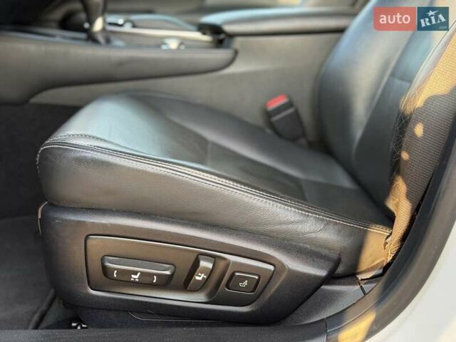 Белый Лексус ГС, объемом двигателя 2.49 л и пробегом 257 тыс. км за 14000 $, фото 27 на Automoto.ua