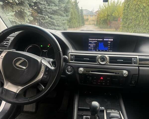 Белый Лексус ГС, объемом двигателя 2.5 л и пробегом 184 тыс. км за 18400 $, фото 5 на Automoto.ua