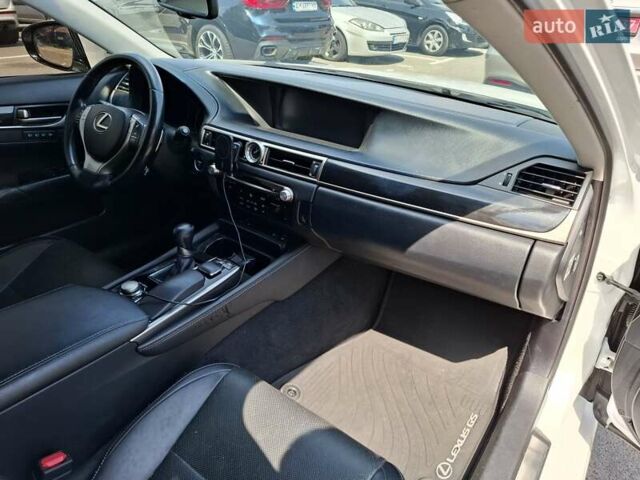 Белый Лексус ГС, объемом двигателя 2.49 л и пробегом 298 тыс. км за 19500 $, фото 12 на Automoto.ua