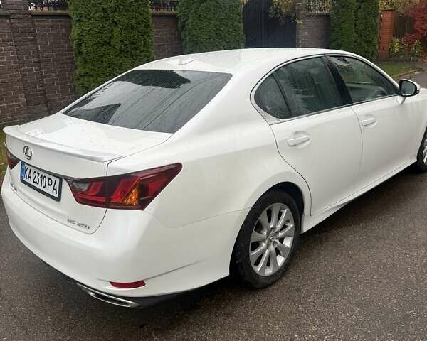 Белый Лексус ГС, объемом двигателя 2.5 л и пробегом 184 тыс. км за 18400 $, фото 3 на Automoto.ua