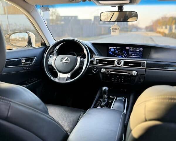 Белый Лексус ГС, объемом двигателя 2.49 л и пробегом 257 тыс. км за 14000 $, фото 19 на Automoto.ua