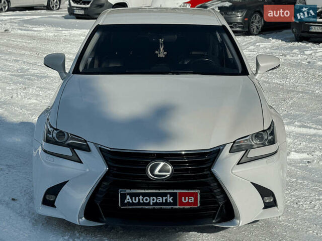 Белый Лексус ГС, объемом двигателя 2 л и пробегом 313 тыс. км за 19790 $, фото 2 на Automoto.ua