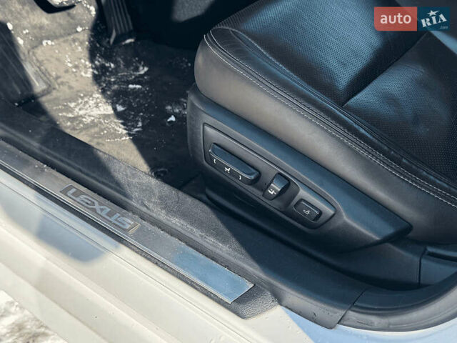 Белый Лексус ГС, объемом двигателя 2 л и пробегом 313 тыс. км за 19790 $, фото 21 на Automoto.ua