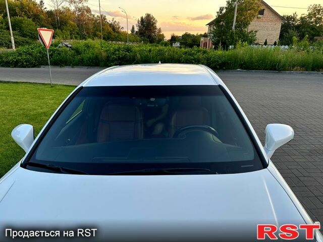 Белый Лексус ГС, объемом двигателя 2 л и пробегом 113 тыс. км за 31000 $, фото 2 на Automoto.ua