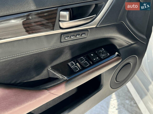 Белый Лексус ГС, объемом двигателя 2 л и пробегом 313 тыс. км за 19790 $, фото 20 на Automoto.ua