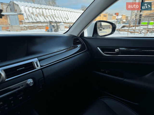 Белый Лексус ГС, объемом двигателя 2 л и пробегом 313 тыс. км за 19790 $, фото 33 на Automoto.ua