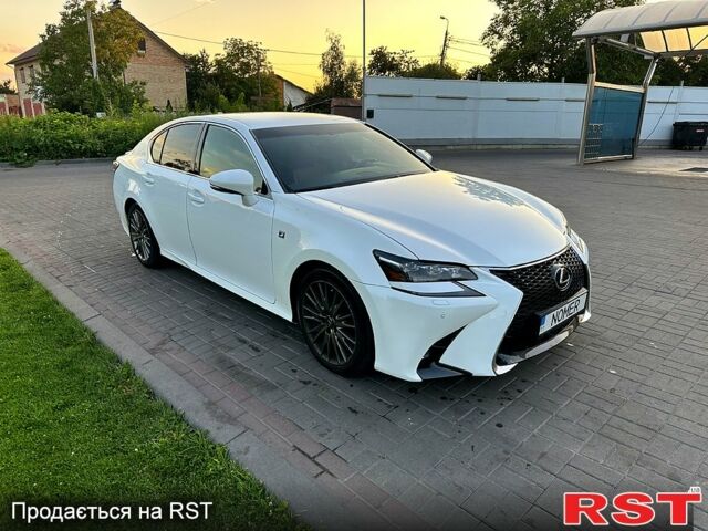 Белый Лексус ГС, объемом двигателя 2 л и пробегом 113 тыс. км за 31000 $, фото 1 на Automoto.ua