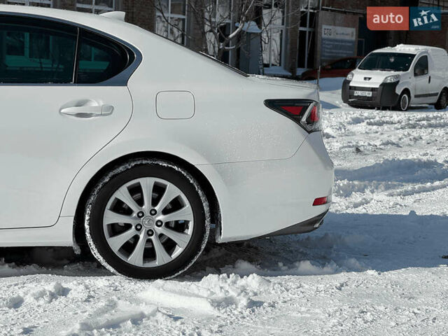 Белый Лексус ГС, объемом двигателя 2 л и пробегом 313 тыс. км за 19790 $, фото 7 на Automoto.ua