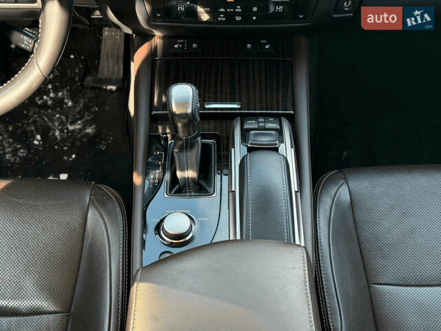 Белый Лексус ГС, объемом двигателя 2 л и пробегом 313 тыс. км за 19790 $, фото 44 на Automoto.ua