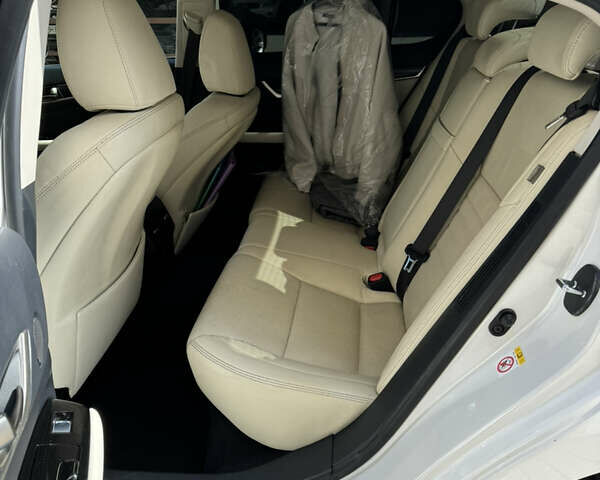 Белый Лексус ГС, объемом двигателя 2.49 л и пробегом 165 тыс. км за 24200 $, фото 8 на Automoto.ua