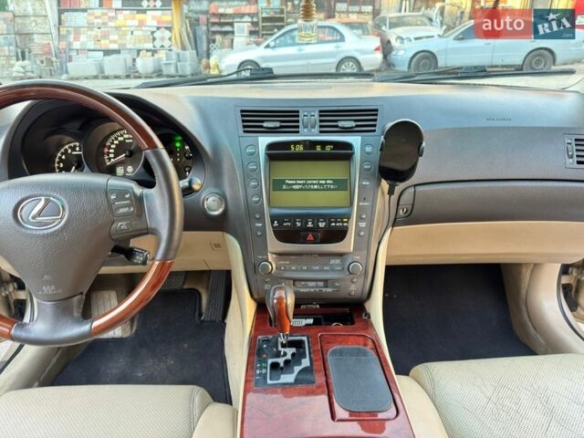 Бежевый Лексус ГС, объемом двигателя 3 л и пробегом 293 тыс. км за 8300 $, фото 13 на Automoto.ua
