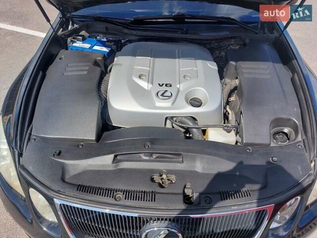 Чорний Лексус ГС, об'ємом двигуна 3 л та пробігом 197 тис. км за 8000 $, фото 7 на Automoto.ua