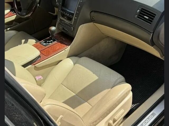 Чорний Лексус ГС, об'ємом двигуна 3 л та пробігом 300 тис. км за 4000 $, фото 2 на Automoto.ua