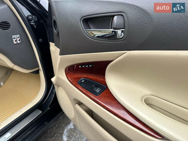 Чорний Лексус ГС, об'ємом двигуна 3 л та пробігом 291 тис. км за 8500 $, фото 3 на Automoto.ua