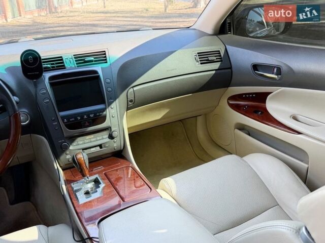 Черный Лексус ГС, объемом двигателя 3 л и пробегом 292 тыс. км за 9700 $, фото 11 на Automoto.ua