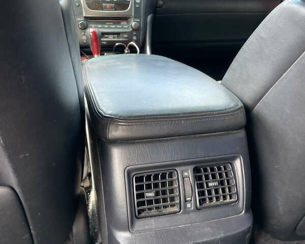 Черный Лексус ГС, объемом двигателя 3 л и пробегом 296 тыс. км за 10400 $, фото 16 на Automoto.ua