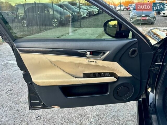 Чорний Лексус ГС, об'ємом двигуна 2.5 л та пробігом 196 тис. км за 15800 $, фото 11 на Automoto.ua