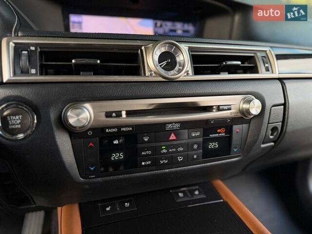 Черный Лексус ГС, объемом двигателя 3.5 л и пробегом 195 тыс. км за 15200 $, фото 59 на Automoto.ua