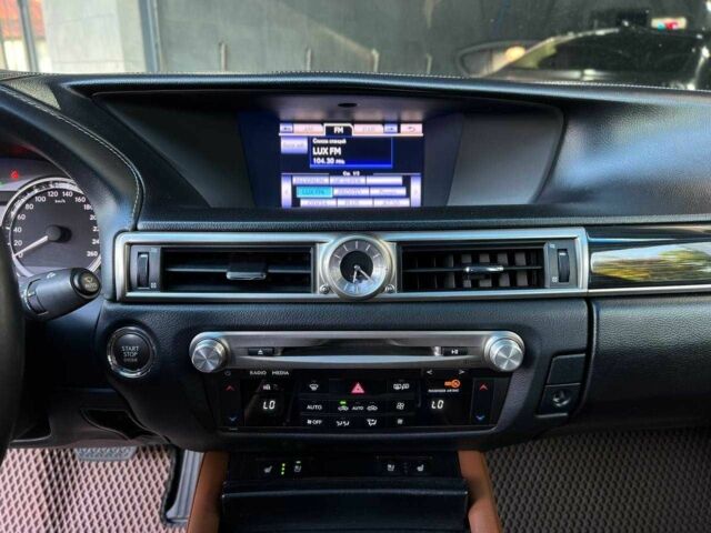 Черный Лексус ГС, объемом двигателя 2.5 л и пробегом 173 тыс. км за 17900 $, фото 19 на Automoto.ua