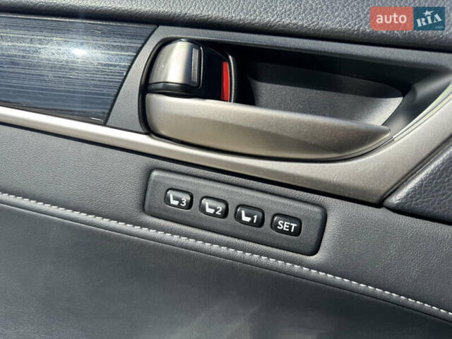 Черный Лексус ГС, объемом двигателя 2.5 л и пробегом 165 тыс. км за 16526 $, фото 5 на Automoto.ua