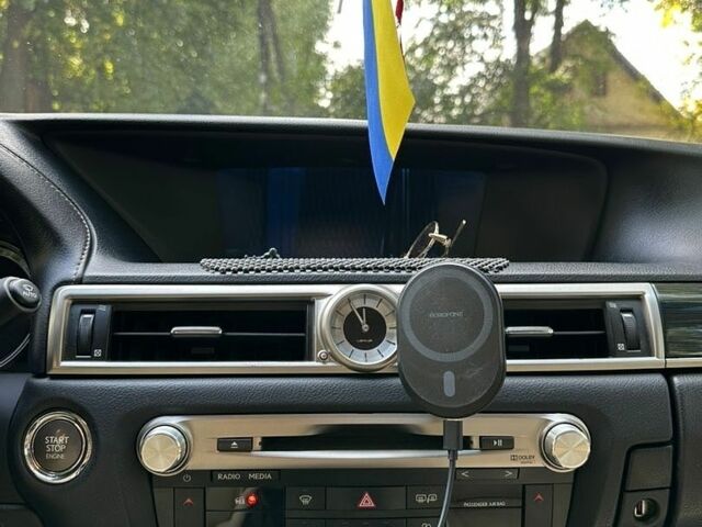 Черный Лексус ГС, объемом двигателя 2.5 л и пробегом 235 тыс. км за 15500 $, фото 20 на Automoto.ua