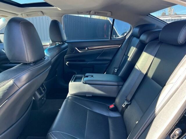 Черный Лексус ГС, объемом двигателя 3.5 л и пробегом 175 тыс. км за 18800 $, фото 4 на Automoto.ua