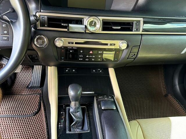 Коричневый Лексус ГС, объемом двигателя 2.5 л и пробегом 120 тыс. км за 19000 $, фото 7 на Automoto.ua