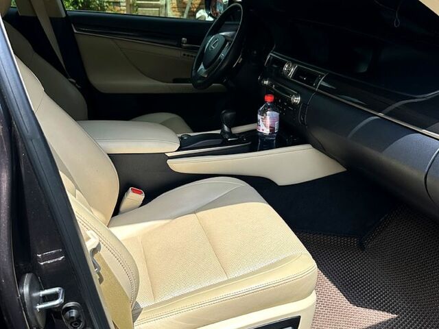 Коричневый Лексус ГС, объемом двигателя 2.5 л и пробегом 120 тыс. км за 19000 $, фото 3 на Automoto.ua