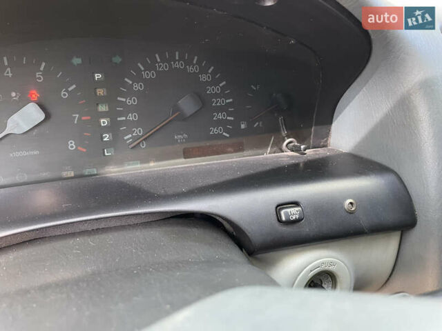 Червоний Лексус ГС, об'ємом двигуна 3 л та пробігом 295 тис. км за 5000 $, фото 15 на Automoto.ua