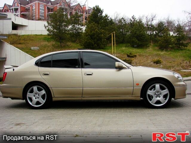 Лексус ГС, объемом двигателя 30 л и пробегом 381 тыс. км за 6700 $, фото 4 на Automoto.ua