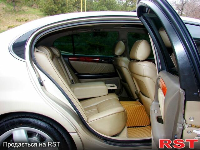 Лексус ГС, объемом двигателя 30 л и пробегом 381 тыс. км за 6700 $, фото 8 на Automoto.ua