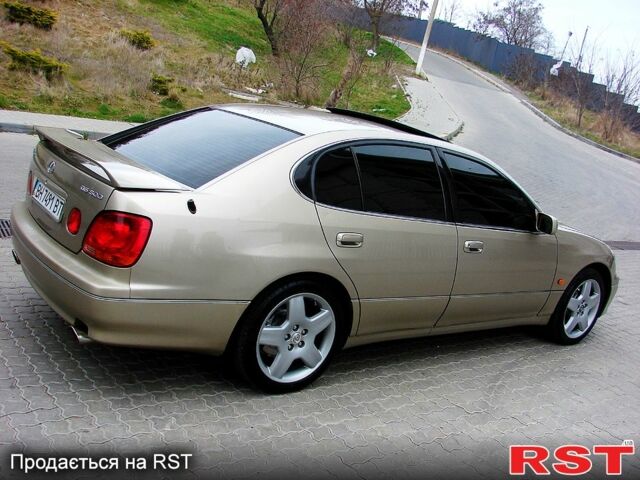 Лексус ГС, объемом двигателя 30 л и пробегом 381 тыс. км за 6700 $, фото 6 на Automoto.ua