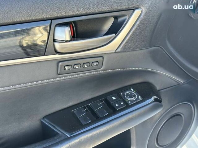 Лексус ГС, объемом двигателя 0 л и пробегом 299 тыс. км за 17490 $, фото 12 на Automoto.ua