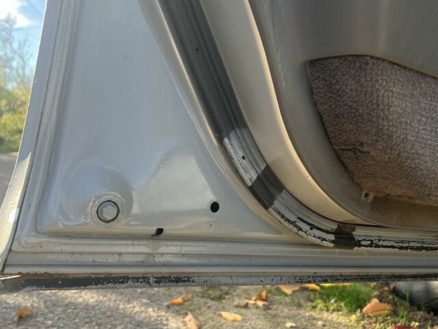 Лексус ГС 1993 у Березовке на Automoto.ua Сірий Лексус ГС, об'ємом двигуна 3 л та пробігом 600 тис. км за 2800 $, фото 6 на Automoto.ua